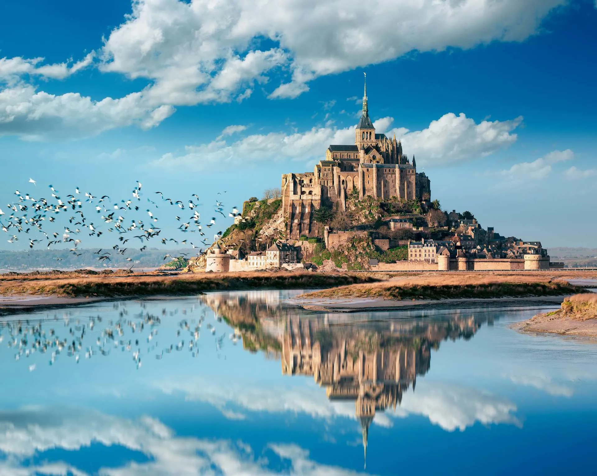 Brittany Mont Saint Michel Image
