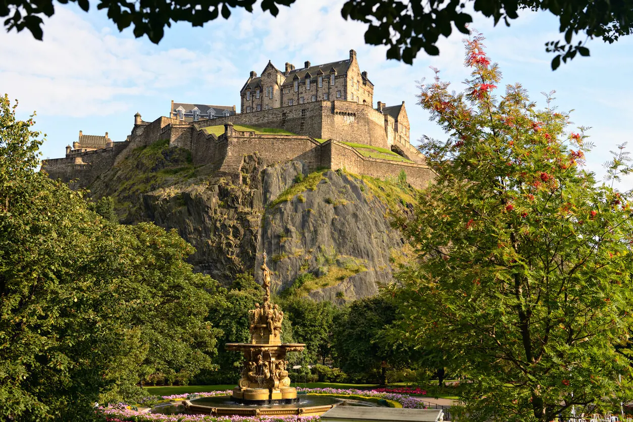 Edinburgh Castle Fountain