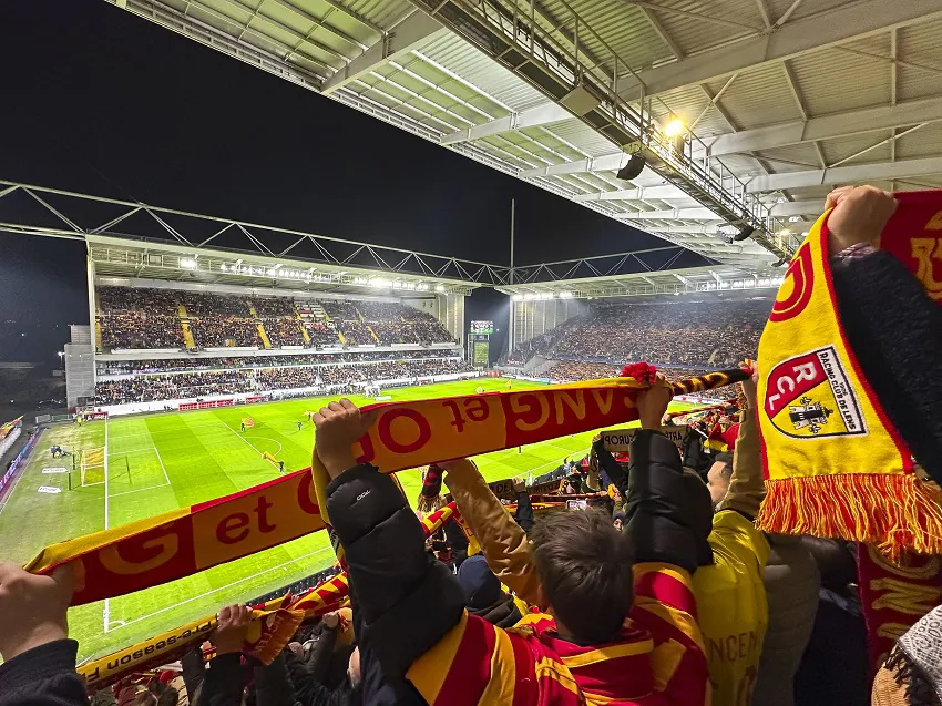 Lens Stade Bollaert, Supporters Du Racing Club CREDIT Hauts De France Tourisme Anne Sophie Flament Lo Res Image