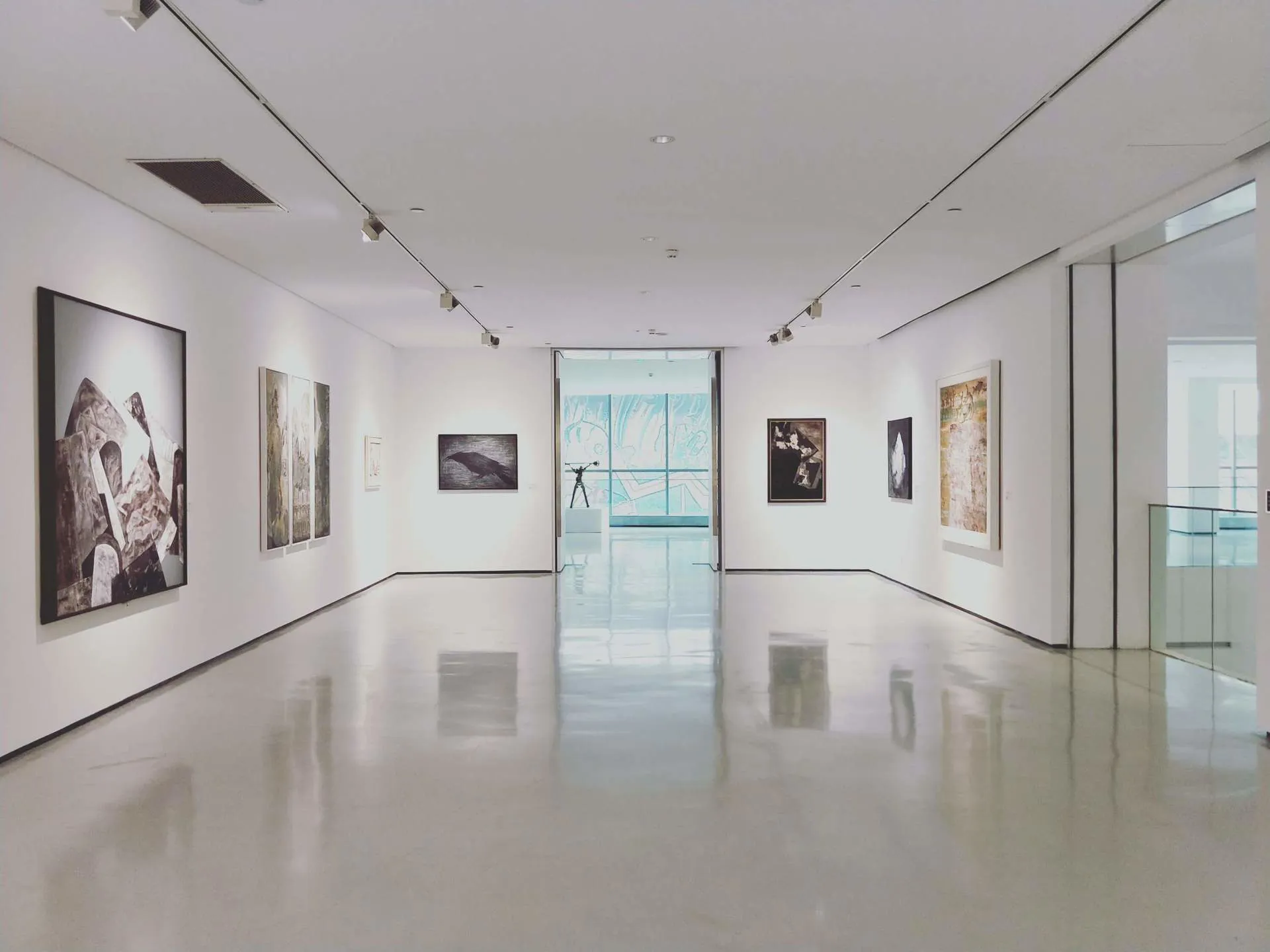 Berlin Art Gallery Image