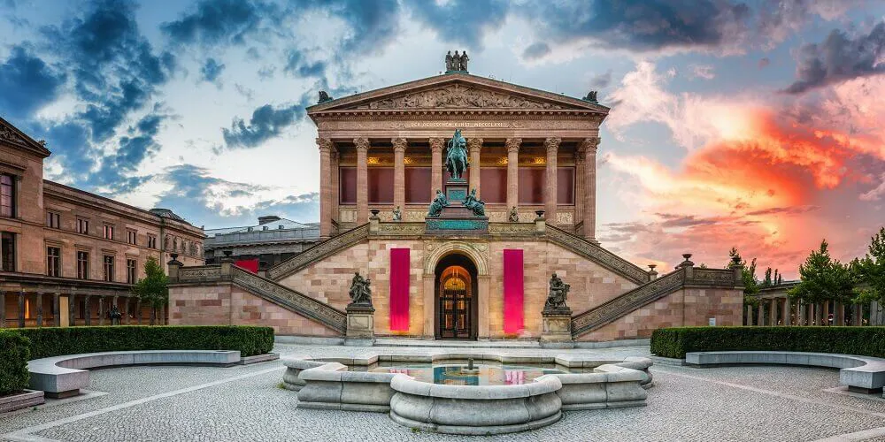 Barlin Alte Nationalgalerie Museum Island Image