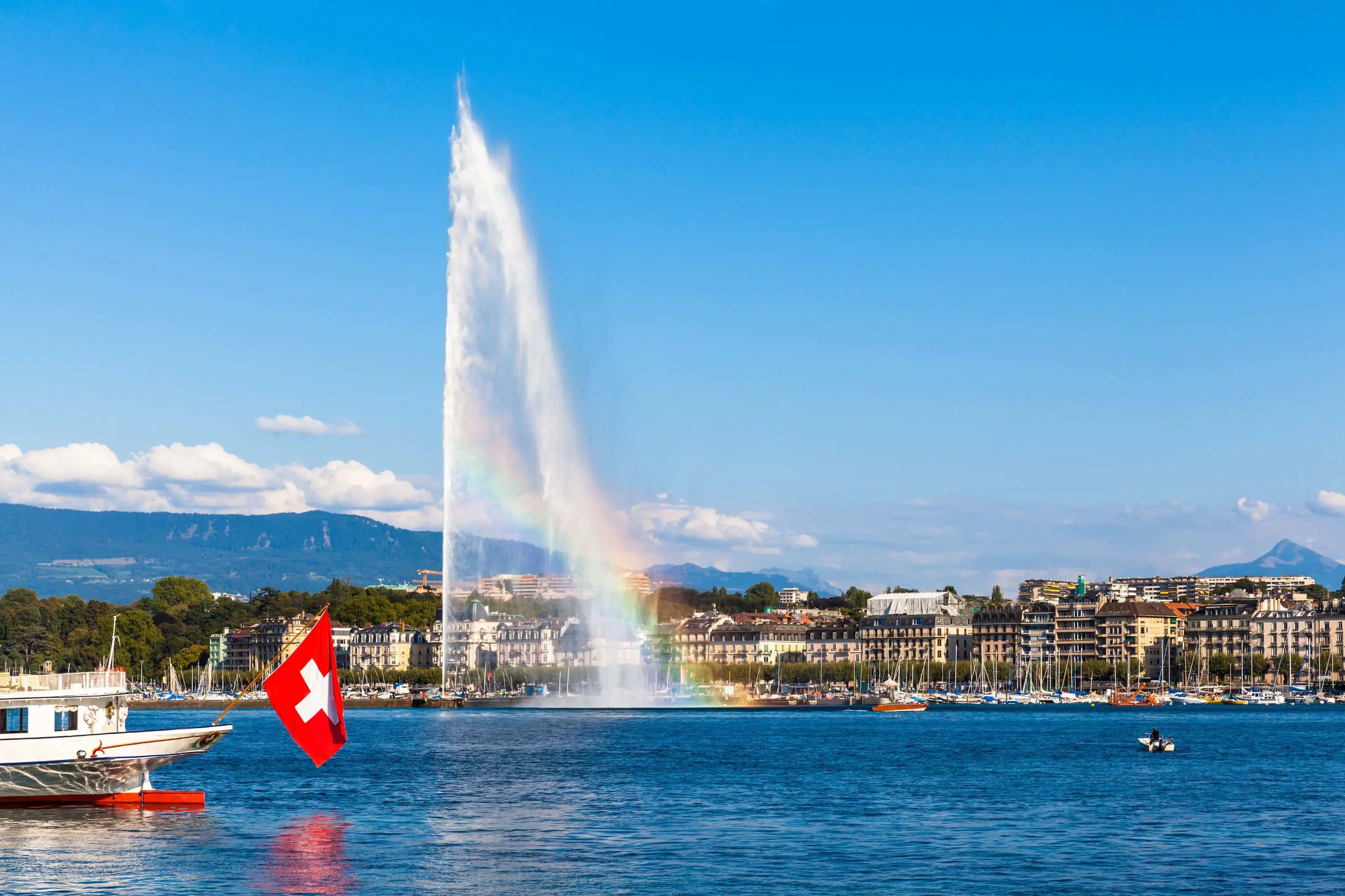 Geneva Jet Deau Fountain Boat