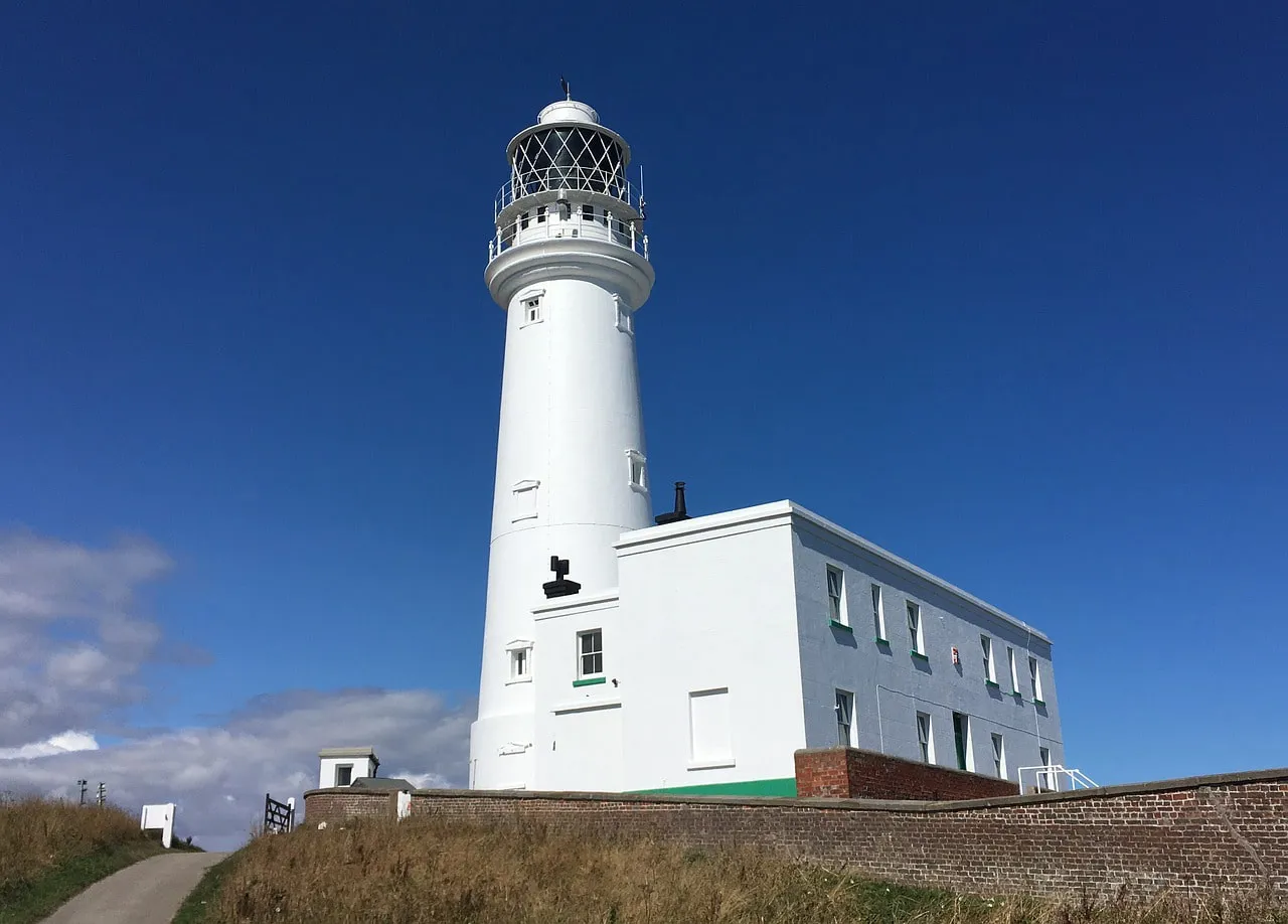Lighthouse 3785930 1280 Min