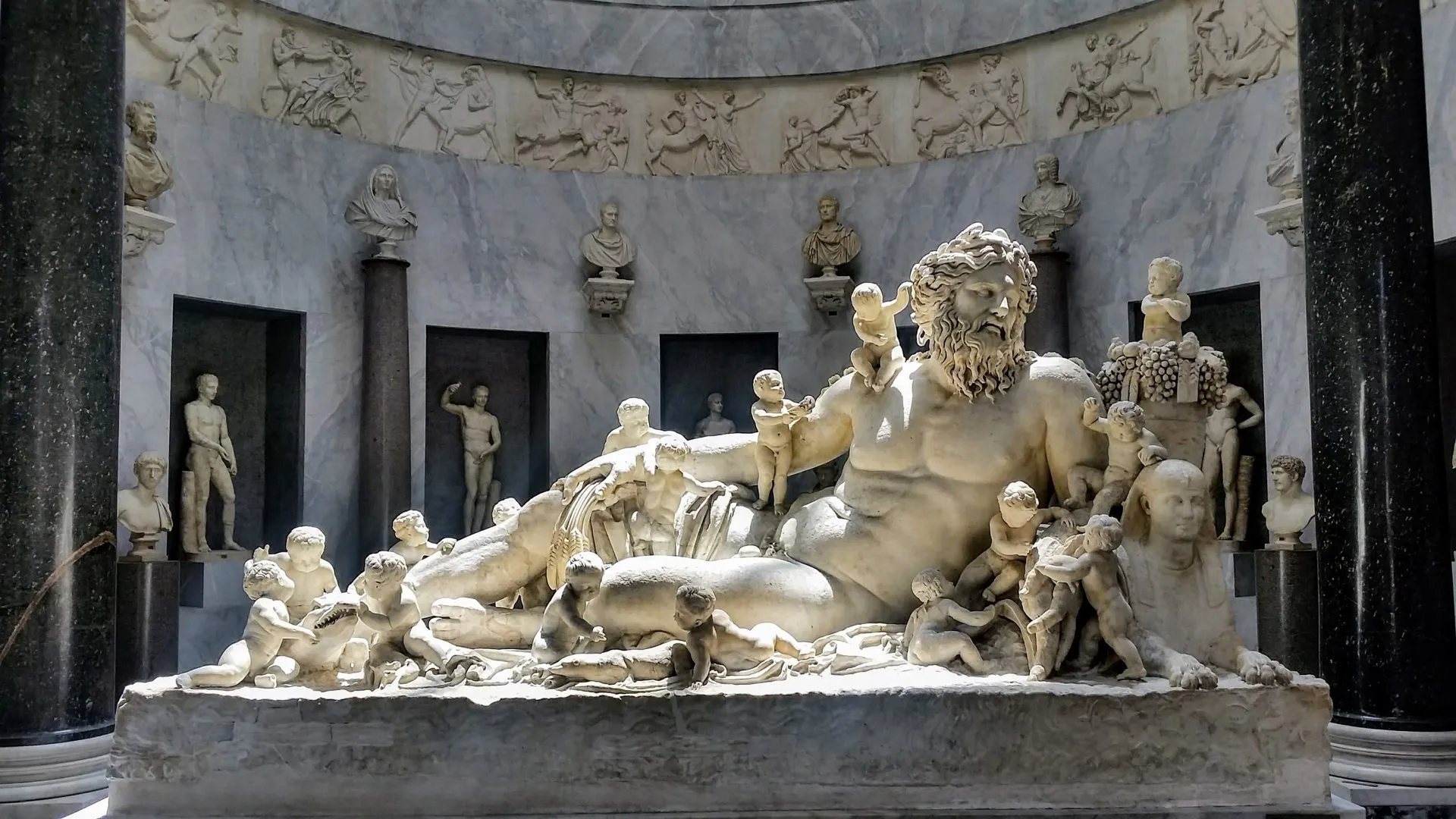 Vaticanmuseum2 Image