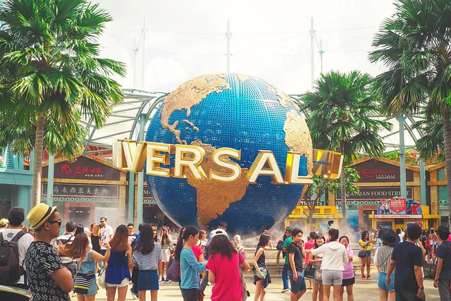 Universal 677666 640